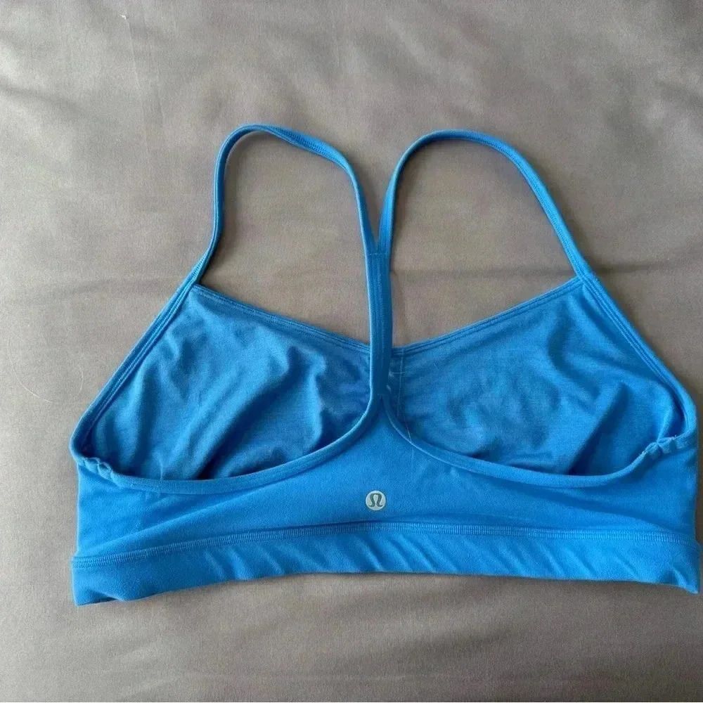 Lululemon Blue Flow Y Nulu bra light support - Picture 4 of 4